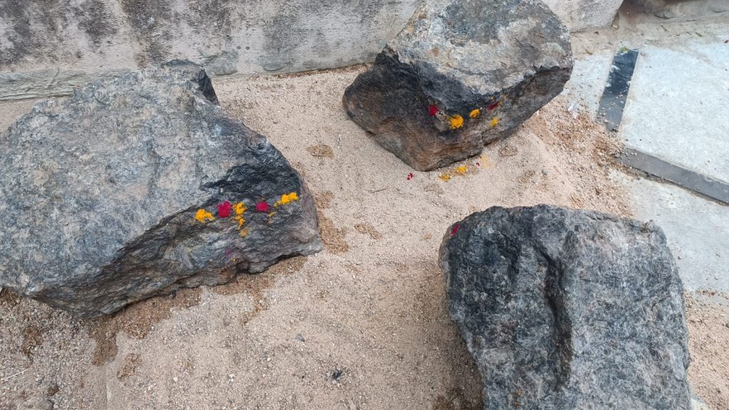 Préparation du feu pour Pongal - Sankranti